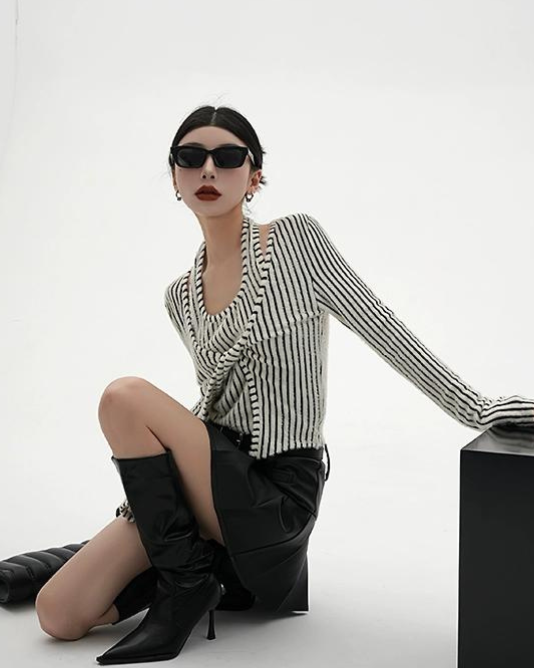 Halter Neck Striped Knit SRS0120