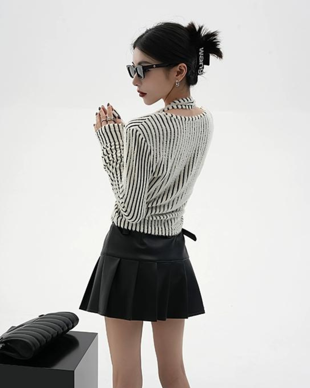 Halter Neck Striped Knit SRS0120